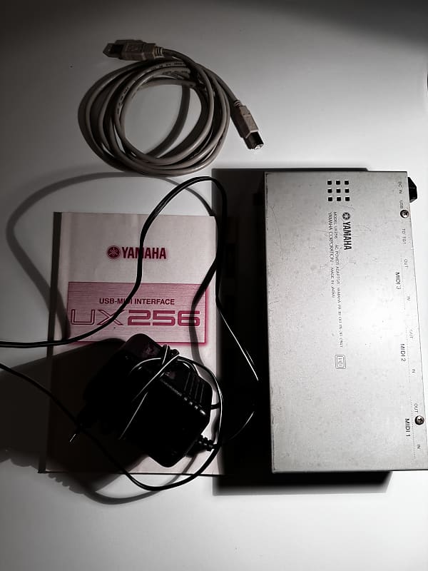 Yamaha UX256