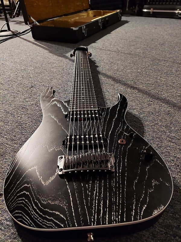 Ibanez RG5328 Prestige