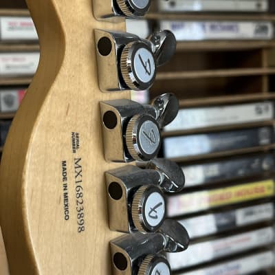 (17657) Fender Deluxe Nashville Telecaster with Pau Ferro Fretboard 2018 - 2021 - Daphne Blue image 8