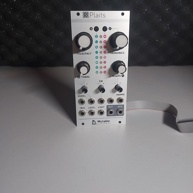 Mutable Instruments Plaits