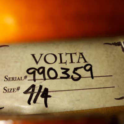 Volta size 4/4 violin, with case and bow image 2