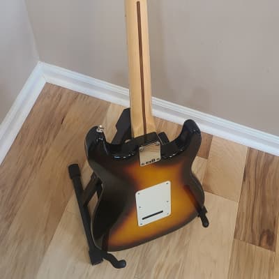 Fender Stratocaster - LH - 60th Anniversary w/ Gig Bag image 12