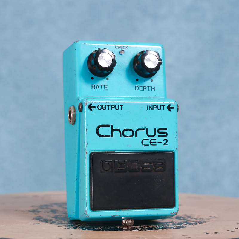 Boss CE-2