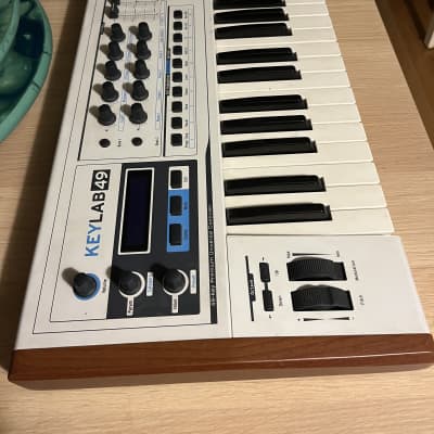 Arturia KeyLab 49 MIDI Controller 2013 - 2017 - White