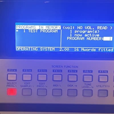 Akai S3200 MIDI Stereo Digital Sampler 1992 - White