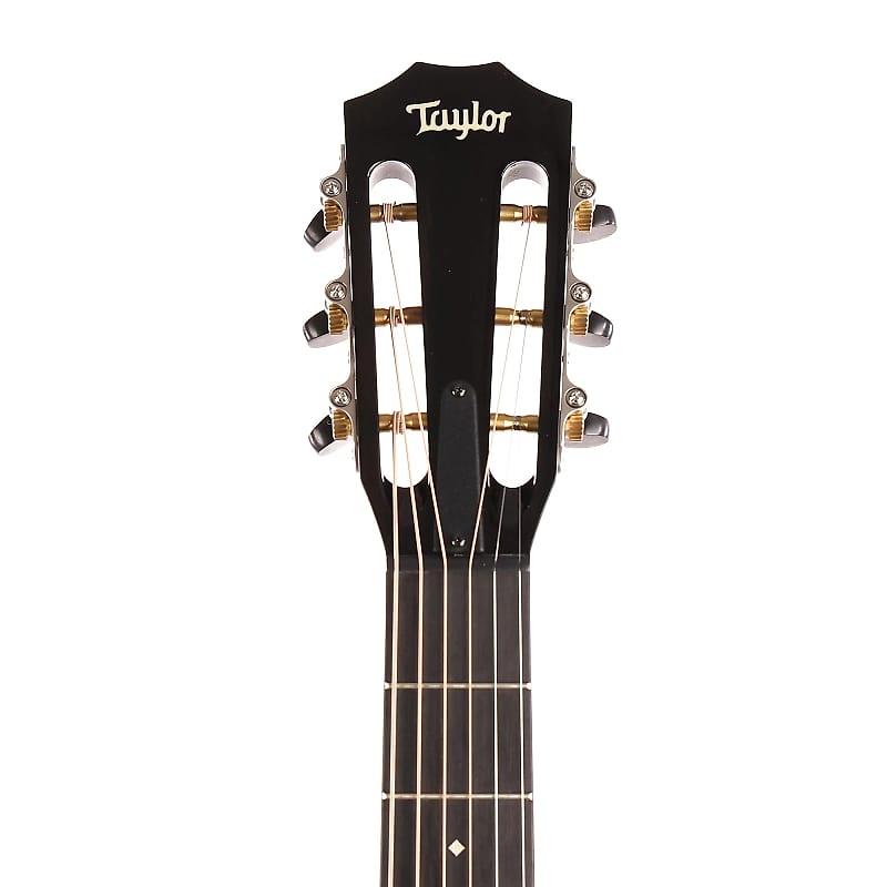 Taylor 522ce 12-Fret with V-Class Bracing image 4