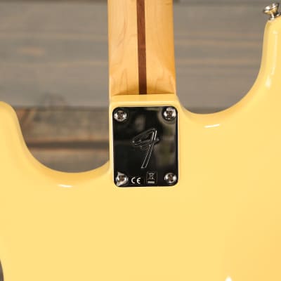 Fender Player Stratocaster Maple Fingerboard Buttercream image 6