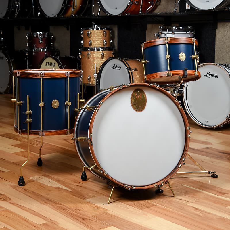 A&F Drum Co. 13/16/22 3pc. Chandler Blue Club Drum Kit w/Rosewood Hoops