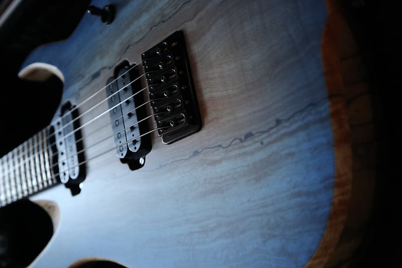 y*i様 Overload Custom Guitars Rea6 Trans Overload Custom Guitars Rea6 Trans Black 楽器・機材