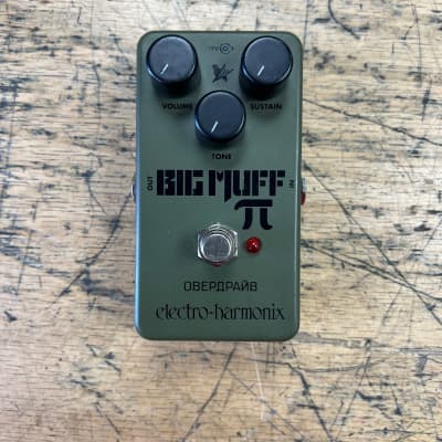 Electro-Harmonix Green Russian Big Muff Distortion/Sustainer