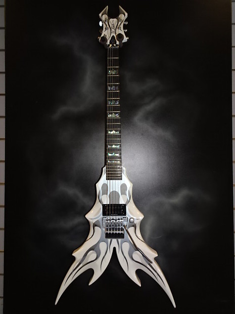 ギター B C Rich DRACO ELECTRIC GUITAR B.C.Rich Dracoシリーズ エレキギターDraco Ghost Flame Limited