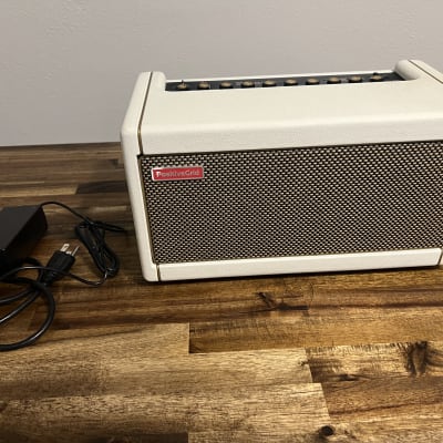Positive Grid Spark 40 40-Watt 2x4" Modeling Guitar Combo 2021 - Pearl White image 1
