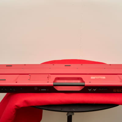 Korg KROSS 61-Key Music Workstation 2010s - RED image 2