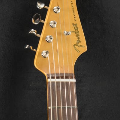 Mint Fender Robert Cray Stratocaster Inca Silver Rosewood Fingerboard image 4