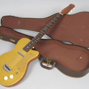 Silvertone 1357 Danelectro Model C 1956 Ginger and Tan with Original Case image 4