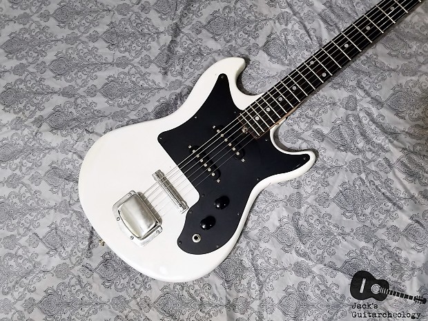 Harmony H804 Electric Guitar - Evolution Music