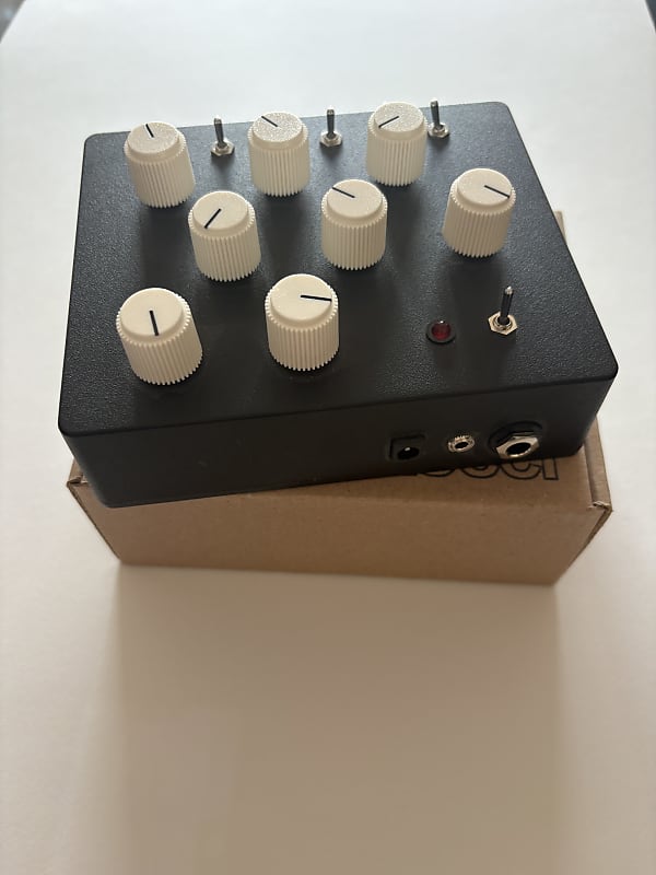 鍵盤楽器 Rucci Maximal Drone Synth Maximal Drone | Handmade Electronic Instruments