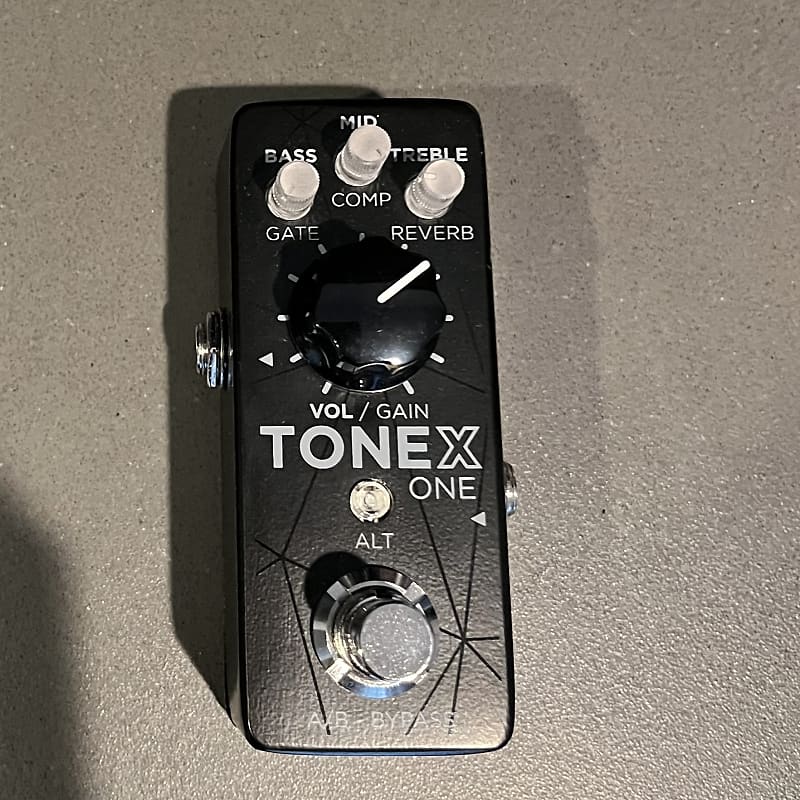 IK Multimedia ToneX One