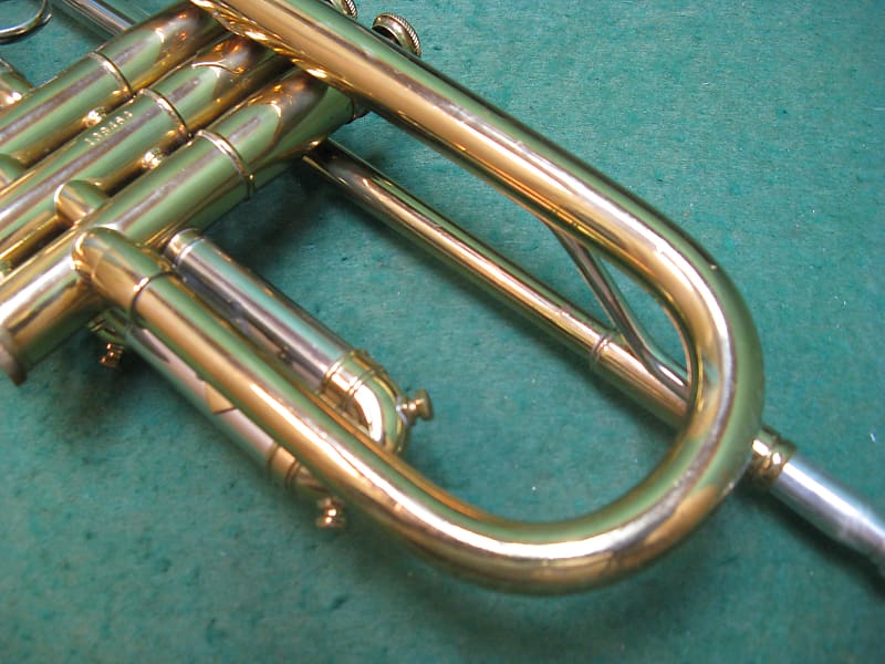 E.K. Blessing Trumpet Elkhart 1966 - Reconditioned - Case & Blessing 13  Mouthpiece