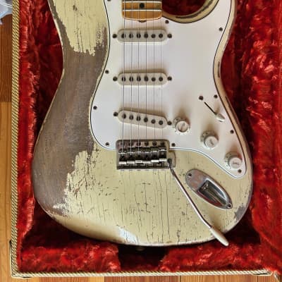 Fender CS Masterbuilt Greg Fessler MVP '69 Super Heavy Relic Stratocaster 2022 - Super Heavy Relic Vintage White image 4