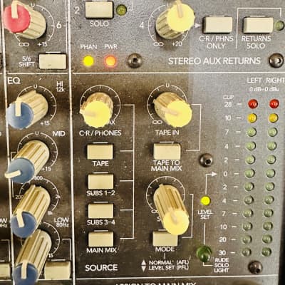 Mackie CR1604-VLZ 16-Channel Mic / Line Mixer | Reverb