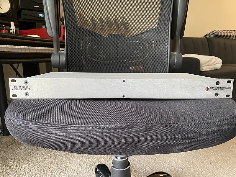 Custom Audio Electronics Looper Rack | Reverb