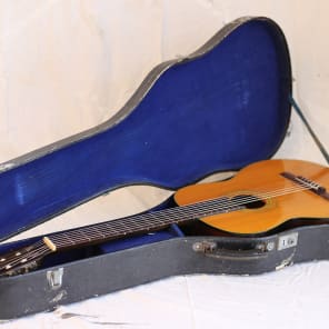 Exquisite 1962 Sada Yairi Classical Guitar with Original