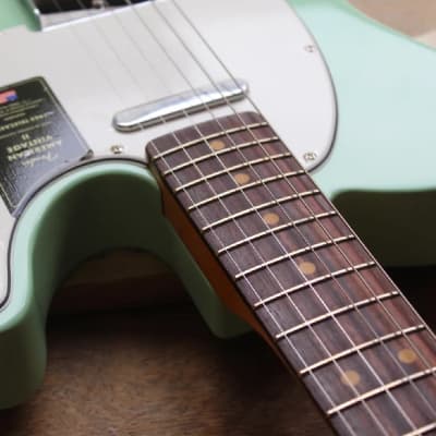 FENDER "American Vintage II 1963 Telecaster, Rosewood Fingerboard, Surf Green" HARDCASE, PAPERS, 3, 5 KG image 8