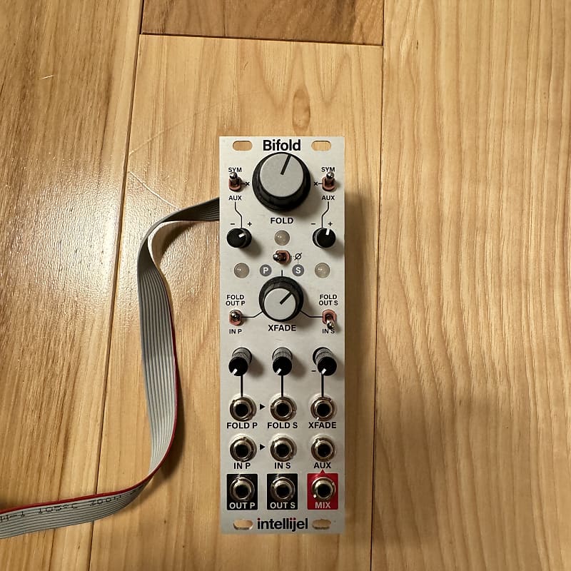 Intellijel Bifold | ModularGrid Eurorack Marketplace