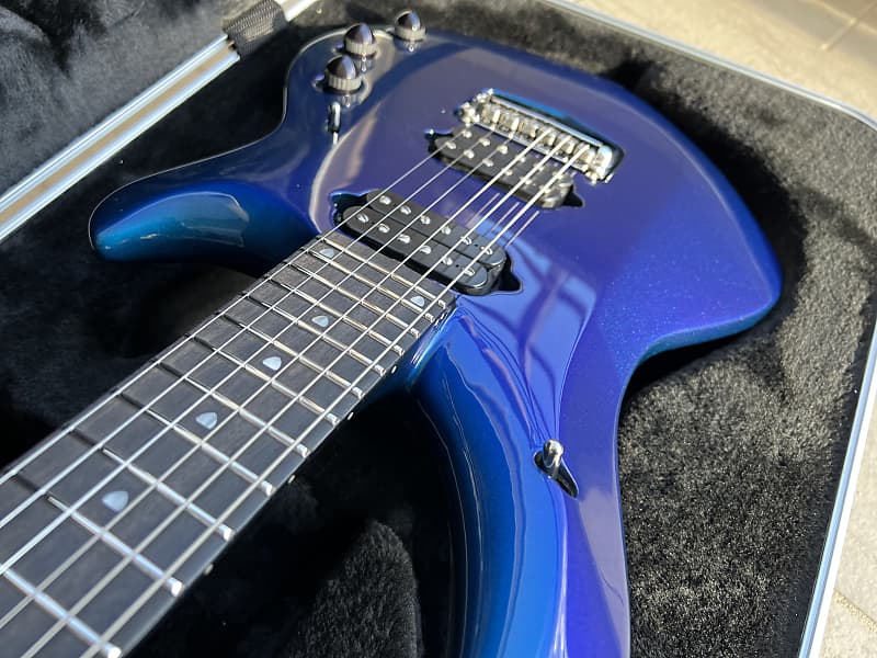 Music man deals majesty kinetic blue