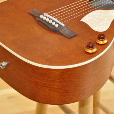 ART & LUTHERIE Roadhouse Havana Brown Q-Discrete / Made In Canada / Parlor Electro image 4