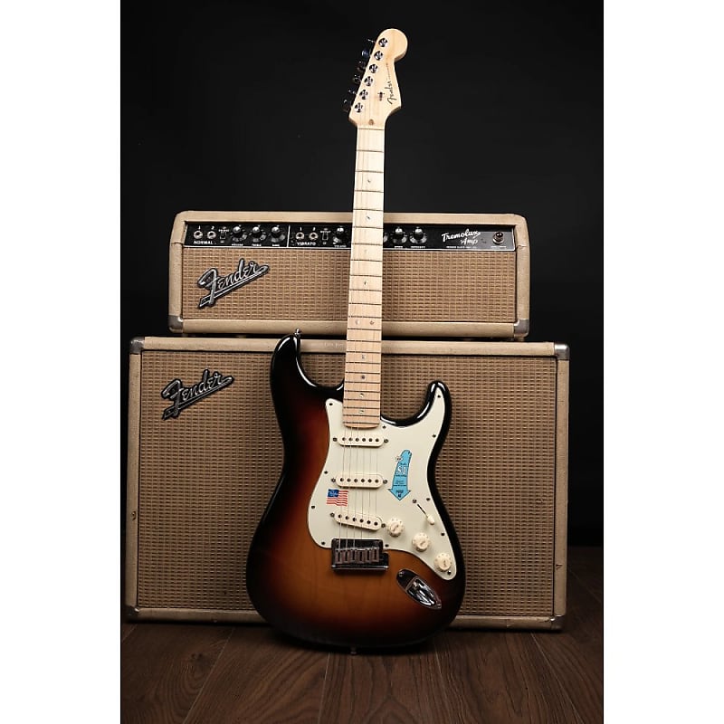 fender USA American deluxe 2009 ストラト 2009 Fender USA American Deluxe Stratocaster in 3-Tone