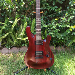 Schecter 006 shop deluxe vampyre red
