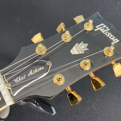 Video! Unreleased 1993 Gibson R+D Chet Atkins Country Gentleman 100th Anniversary 1994 - All Gold w/ Diamond Headstock + Block Inlays image 3