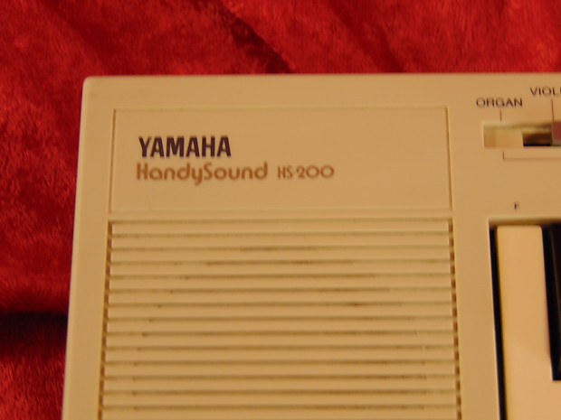 Yamaha Handy Sound HS-200 Mini Polyphonic Keyboard | Reverb