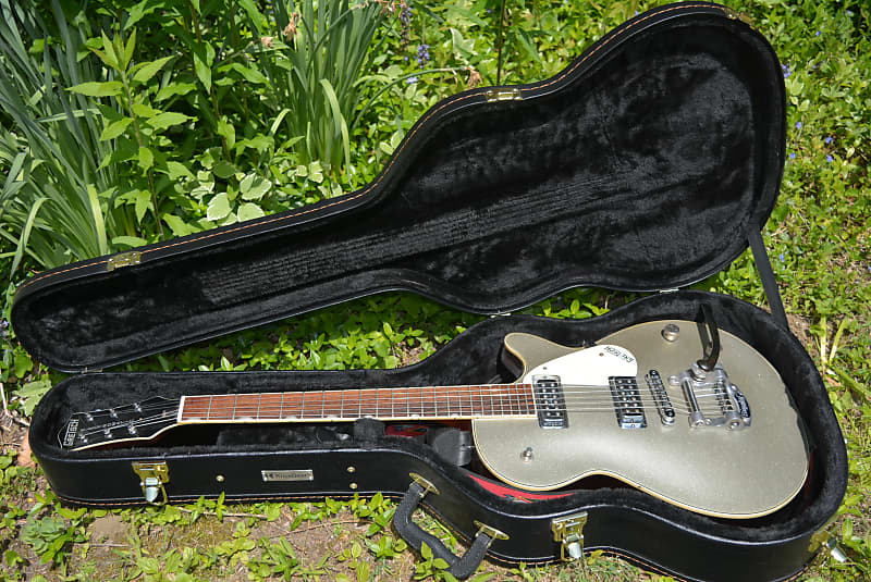 Gretsch Electromatic G5236T Pro Jet in Metallic Silver Sparkle w/New Black  Knox Gear HSC | Reverb