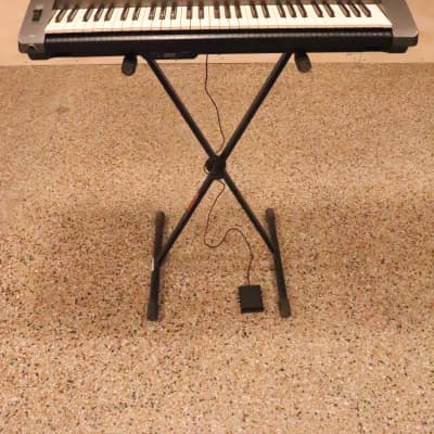 Yamaha PSR-A1000 Keyboard With Stands and Case