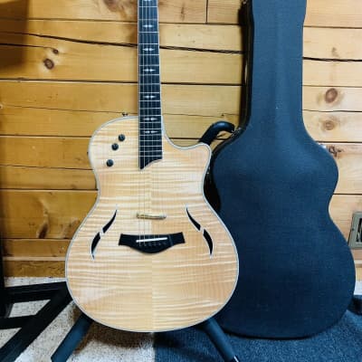 Taylor T5C1 Natural Quilt Acoustic Electric Guitar Blond T5 C1 w/ Hard Case image 1