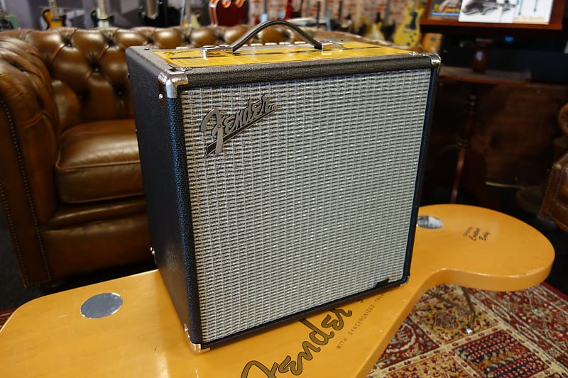 Fender Rumble 40 Bass Amplifier image 1