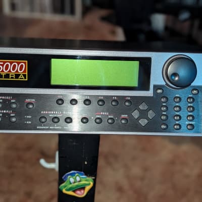 E-MU Systems E5000 Ultra Sampler w/ loaded Internal HD