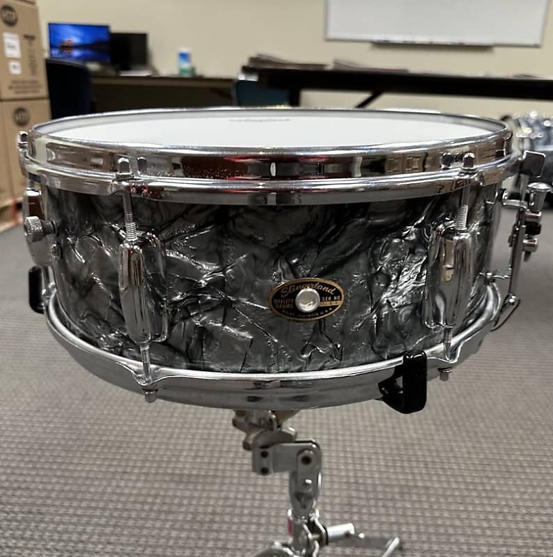 1960s Slingerland Snare Drum Black Diamond Pearl