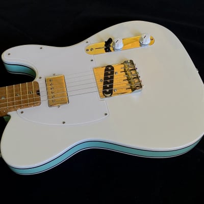 Revelator Guitars - Retrosonic Deluxe - Olympic White & Foam Green image 25
