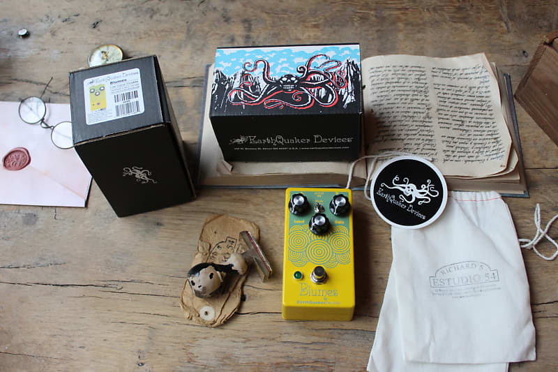 【箱あり】EarthQuaker Devices Blumes ベースエフェクタ EarthQuaker Devices Blumes | The Pedal Zone