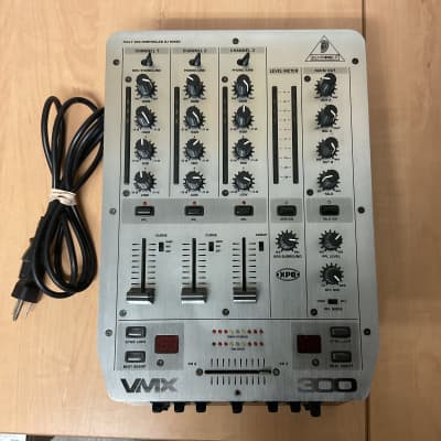 Behringer VMX 300 | Reverb