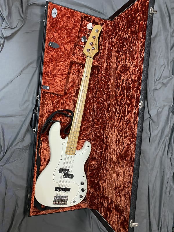 Hohner Professional PJ Bass Late 80s - Cream w hardcase image 1