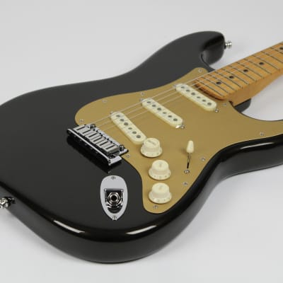 Fender American Ultra Stratocaster Maple Fingerboard Texas Tea 2022 w/OHSC (0118012790) image 4