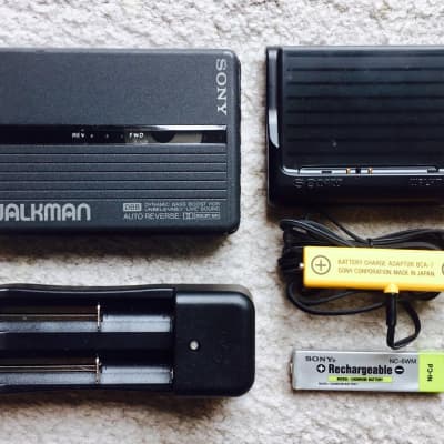 Sony WM-503 Walkman Cassette Player, Super Cool Black !! Working