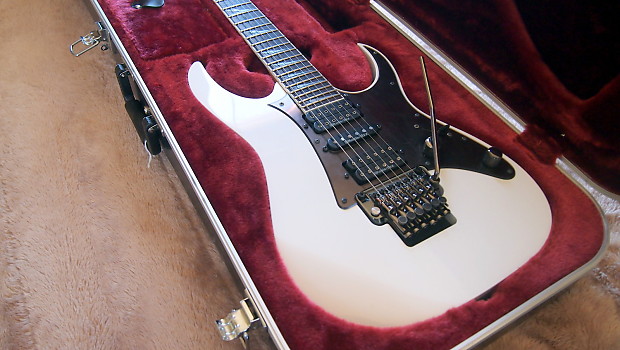 Ibanez RG2550Z J Craft Prestige Galaxy White Japan With Case