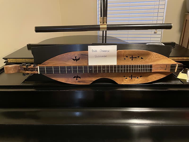マウンテンダルシマー　mountain dulcimar made in ＵＳＡ Elliptical Dulcimers