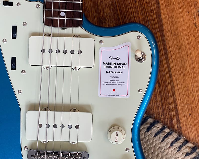 Fender 2021 Limited Edition - Traditional 60s Jazzmaster - Roasted Maple  Neck - Lake Placid Blue